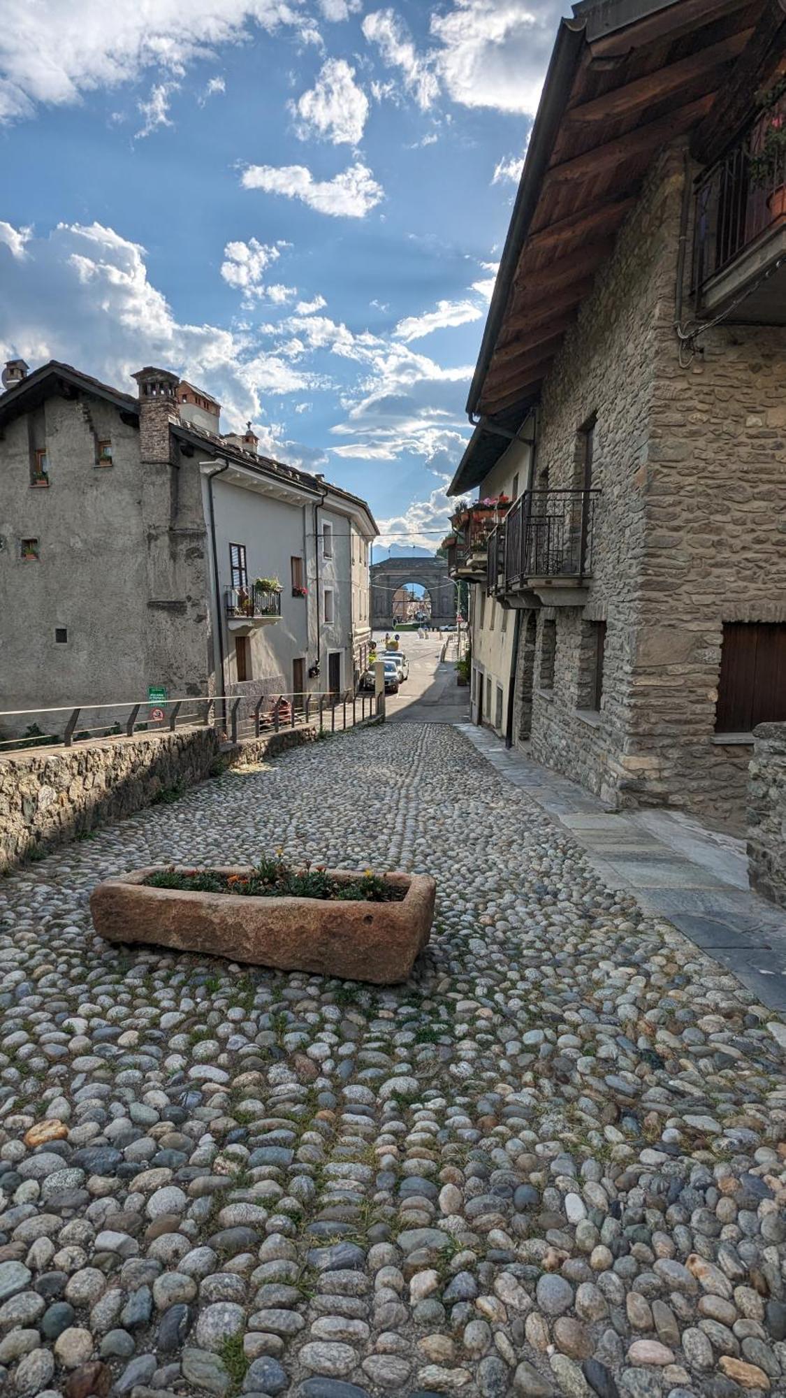 Maison Du Pont Romain Aosta Buitenkant foto